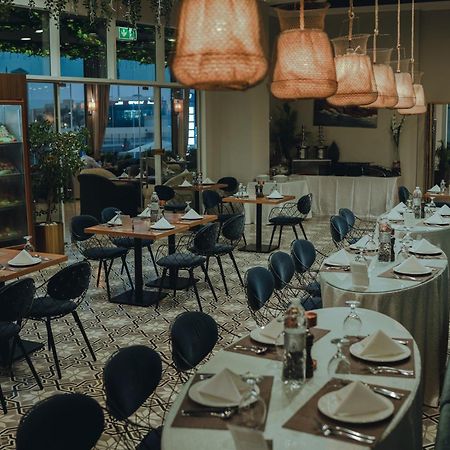TIME Rako Hotel Эль-Вакра Экстерьер фото