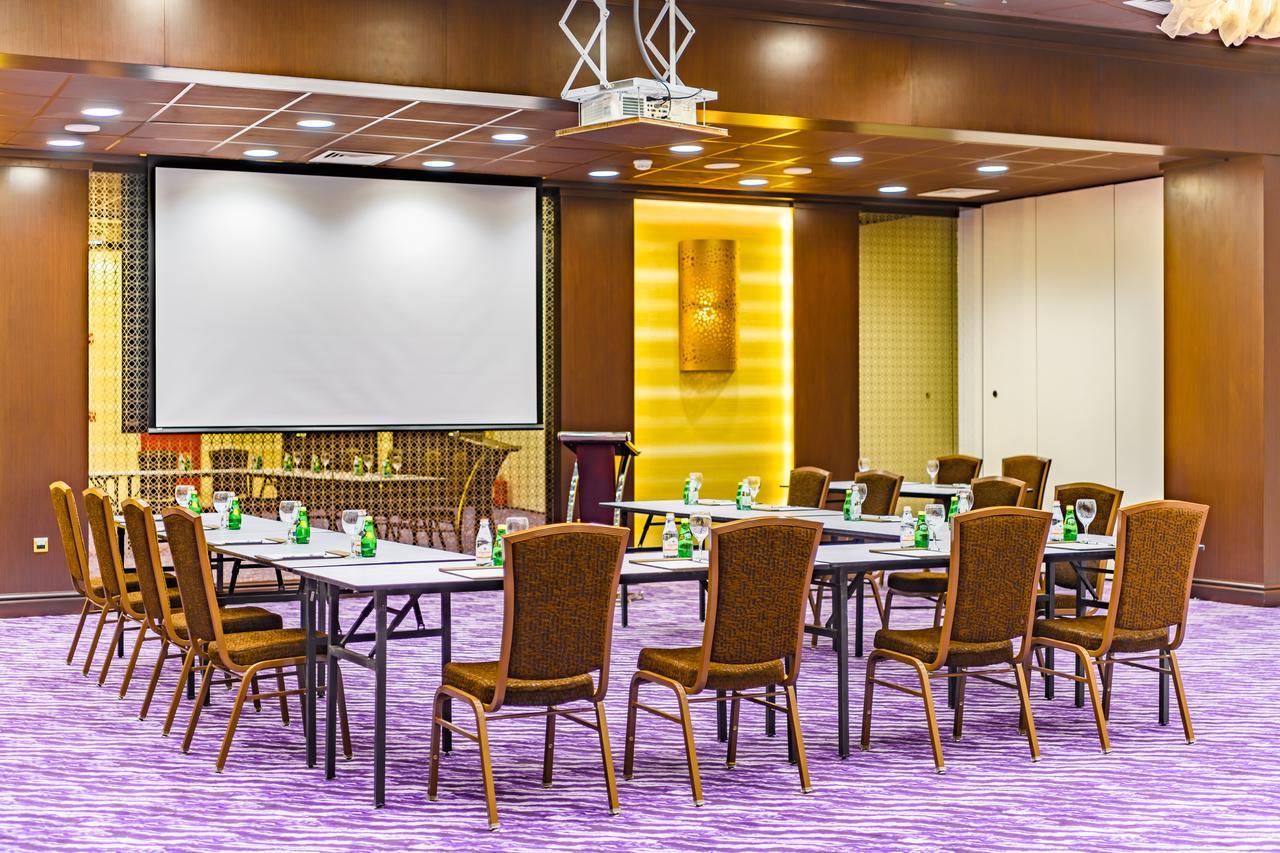 TIME Rako Hotel Эль-Вакра Экстерьер фото