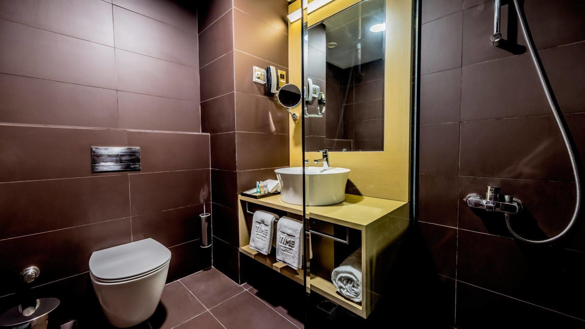 TIME Rako Hotel Эль-Вакра Экстерьер фото